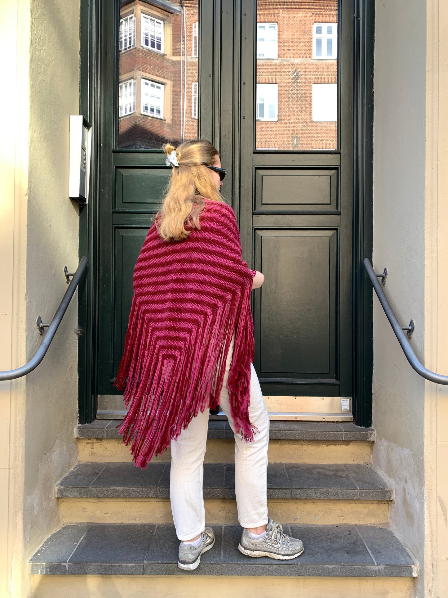 Rosa Mundi Shawl